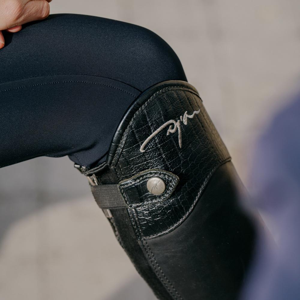Exel Half Chaps | Dy'on | elegantdesign — Image 4
