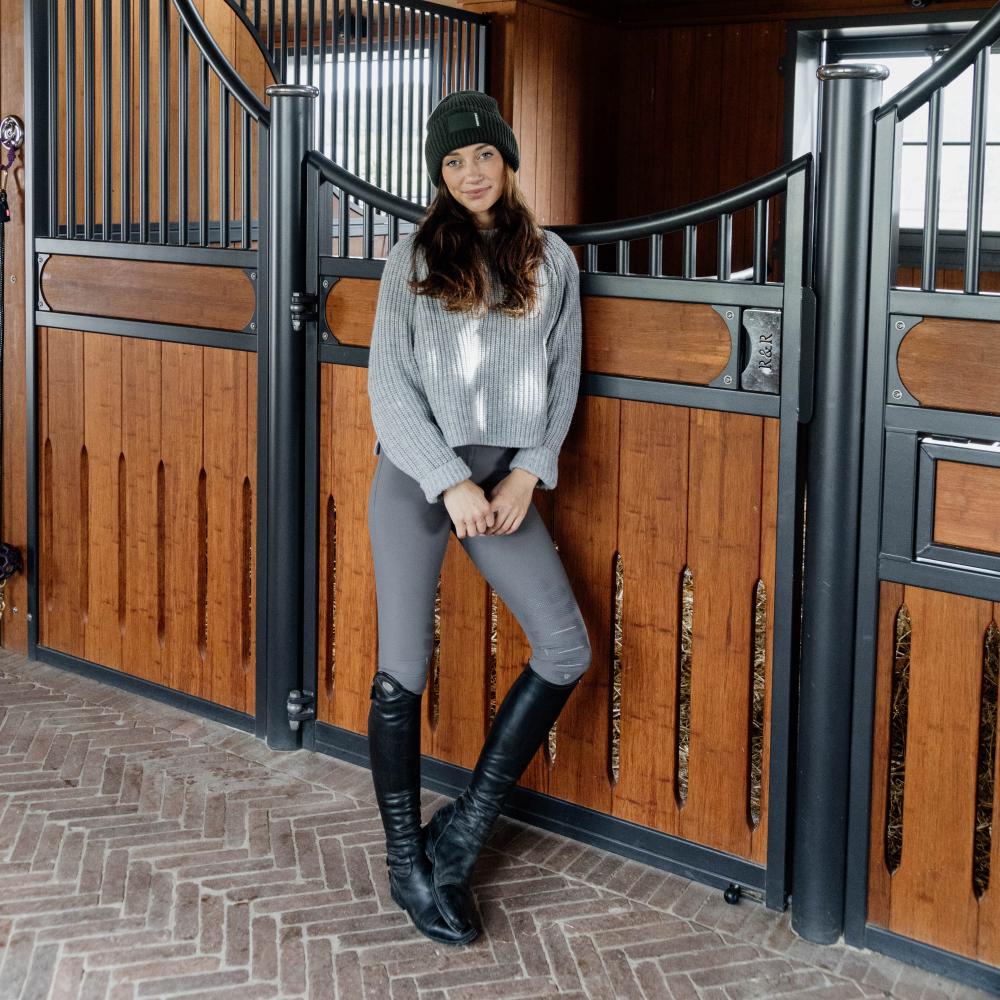 Beanie Rubber Logo | Kentucky Horsewear | Fashionable — Image 3