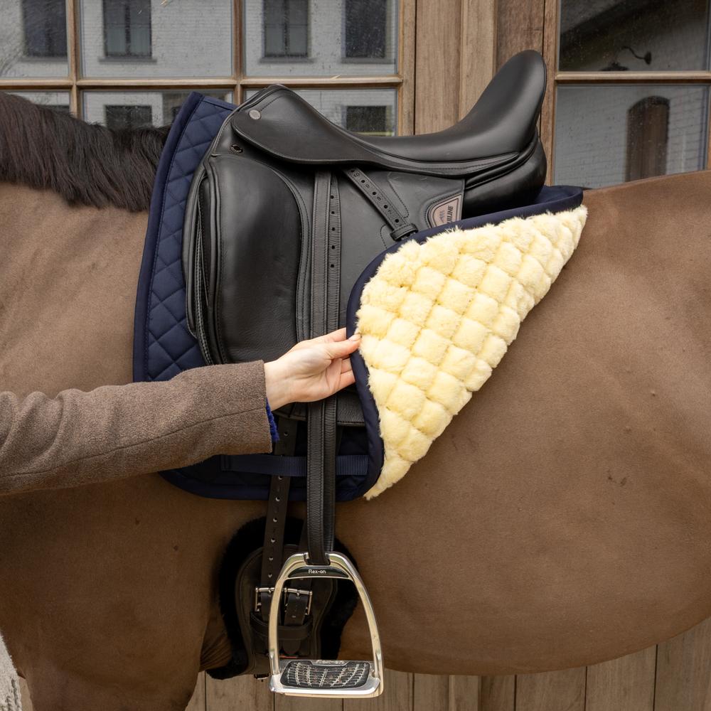 Kentucky Skin Friendly Saddle Pad Sheepskin Diamond Dressage