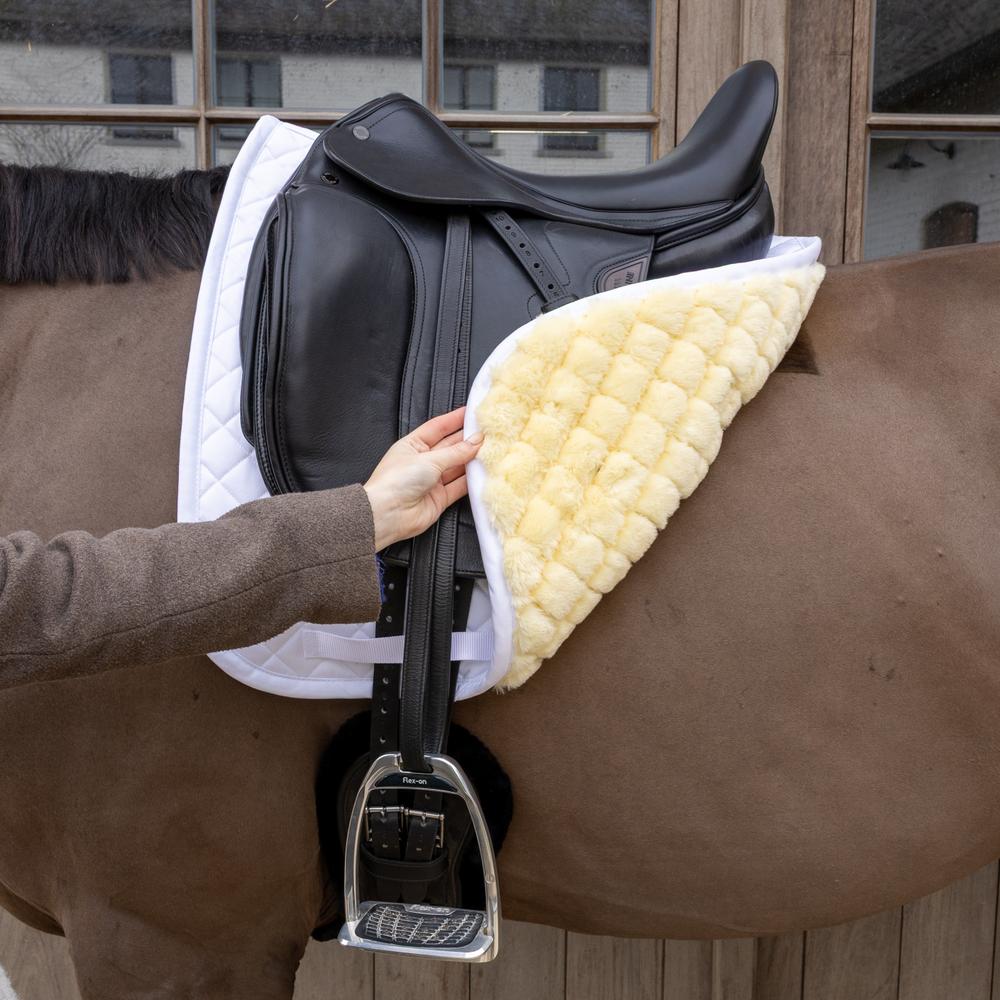 Kentucky Skin Friendly Saddle Pad Sheepskin Diamond Dressage