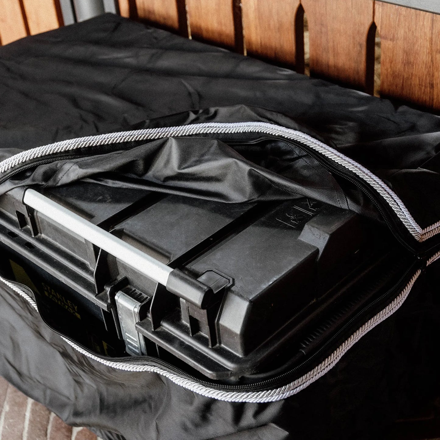 Kentucky Stanley Box Cover Classic