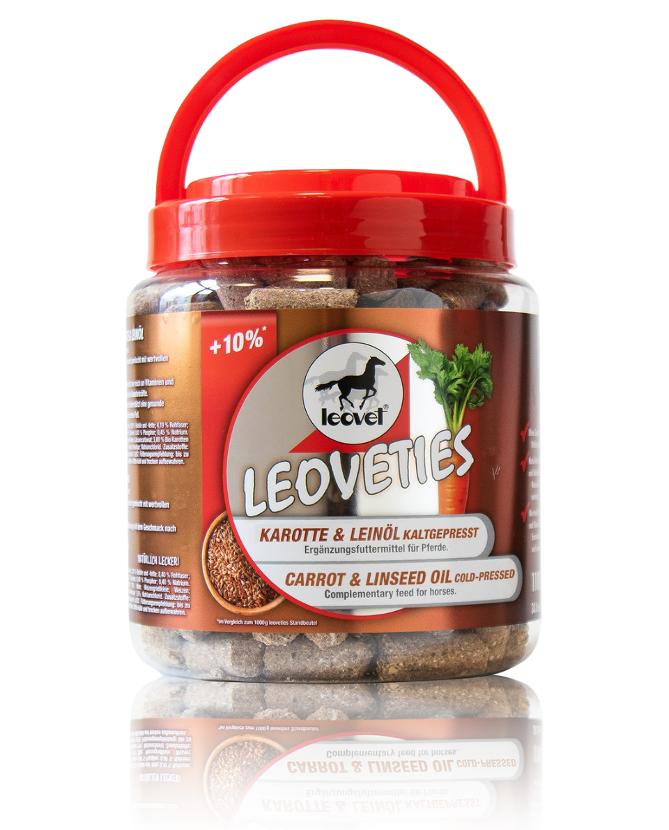 Tub of Leovet Carrot & Linseed horse treats on a white background