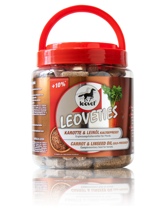 Tub of Leovet Carrot & Linseed horse treats on a white background