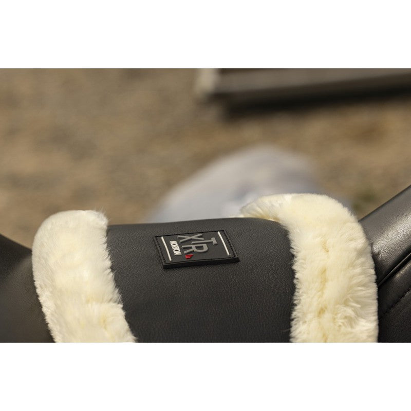 Boomerang Equestrian - Norton Sheepskin Girth Black/Natural